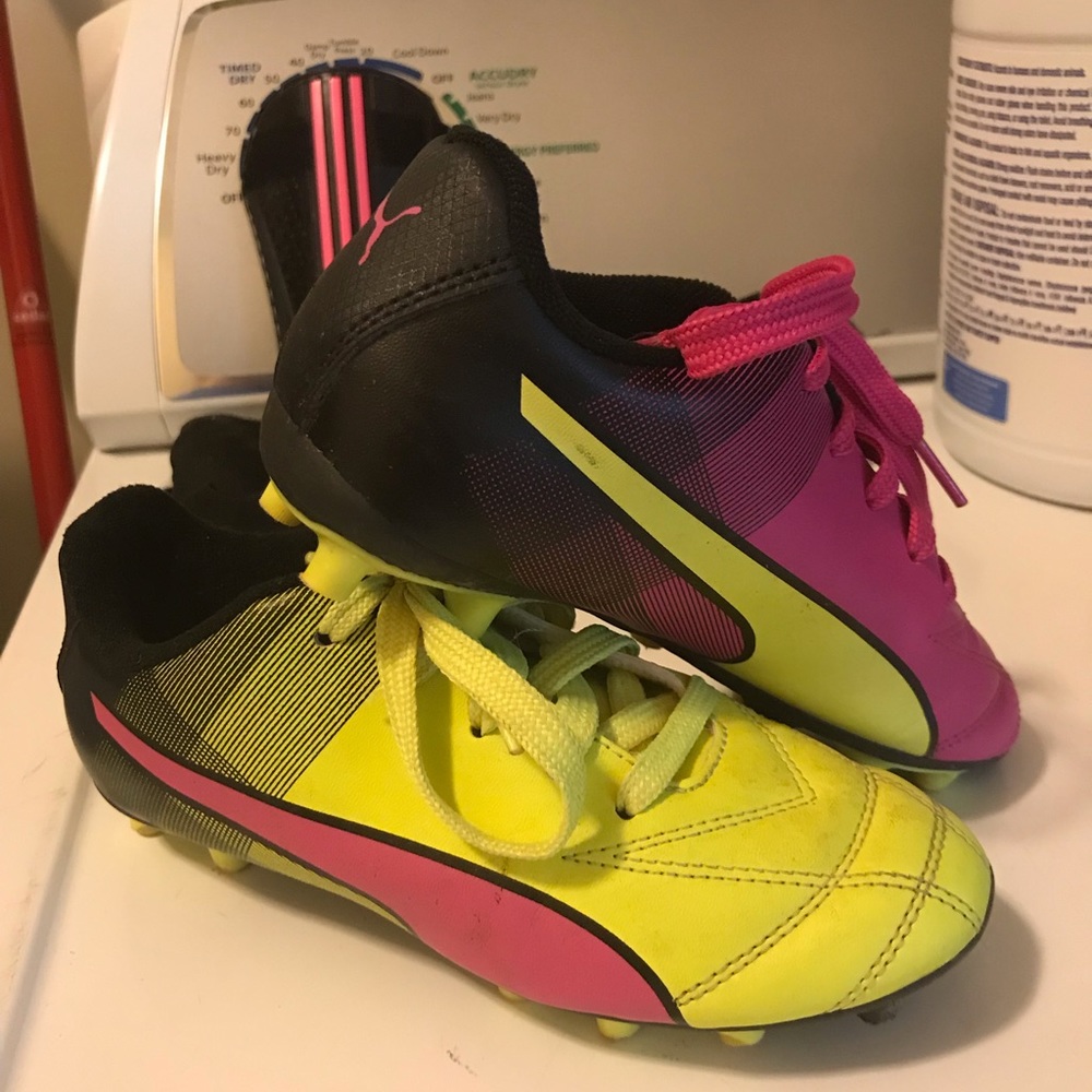 Puma EvoPower soccer cleats/ Adidas shin guards